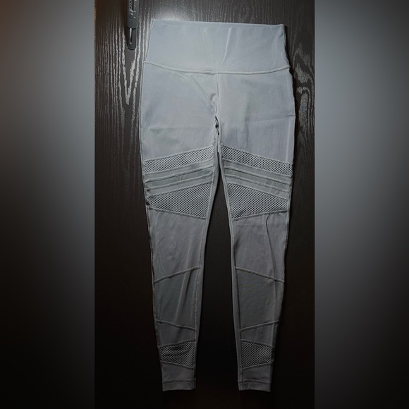 Lululemon Dark Grey Textured Legging - Picture 3 of 6